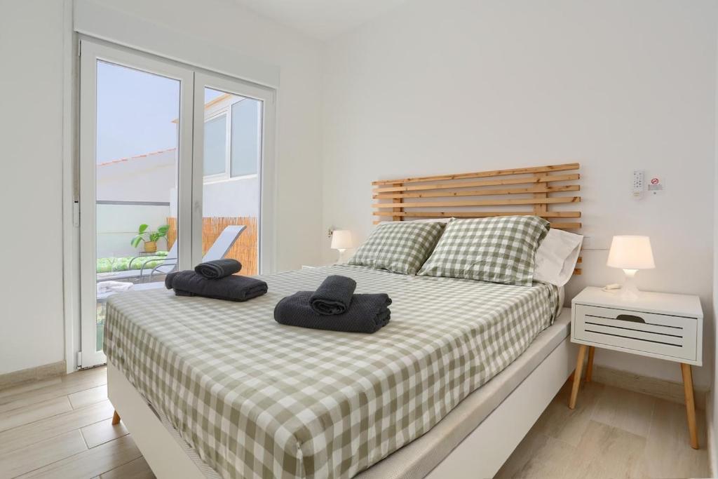 Quiet apartment perfect for couples - 5