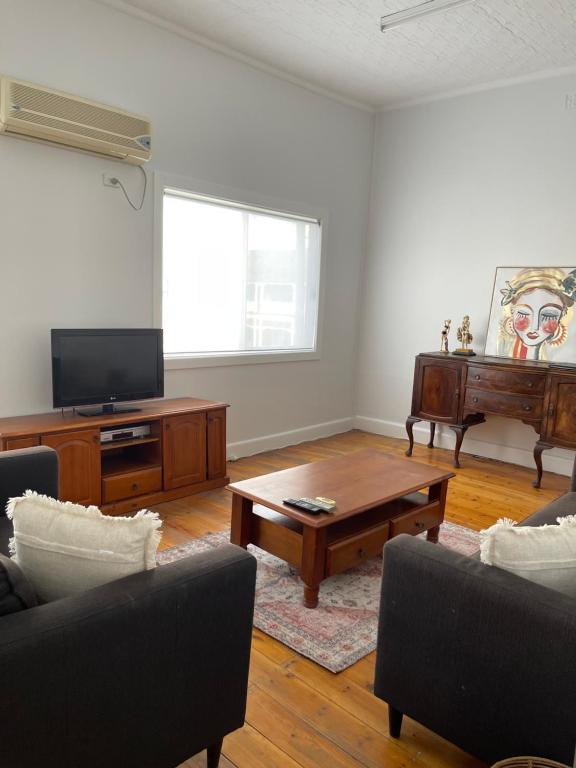 Apartment 2 on OxideCBD, Broken Hill