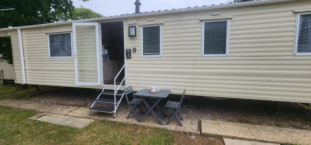 The island escape isle of wight, Porchfield