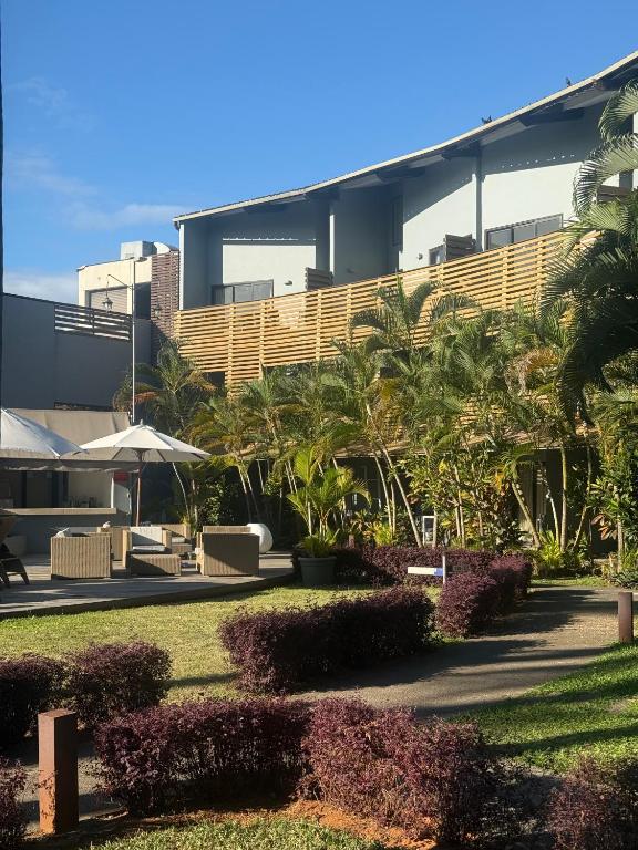 สภาพแวดล้อมโดยรอบ