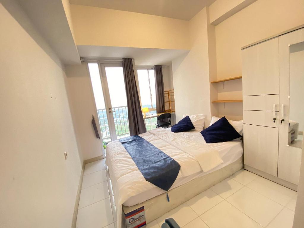 Tokyo River side PIK2 By Micky Studio 3, Muara