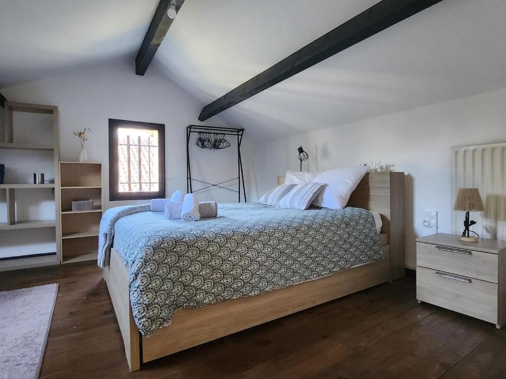 Duplex Near University, hippodrome, shopping center, Pau