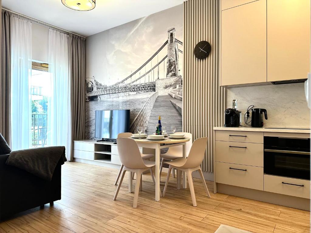 Michalczyka 3A - Self Check-In 20h - Parking, Vratislav