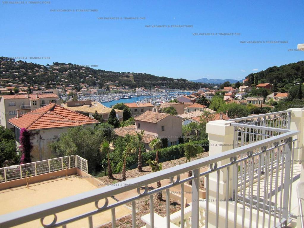 Grande terrasse avec vue mer, résidence récente, tout à pieds - 2