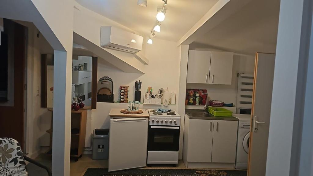 4 Room - 2 story Apartment Kuckovic - 3