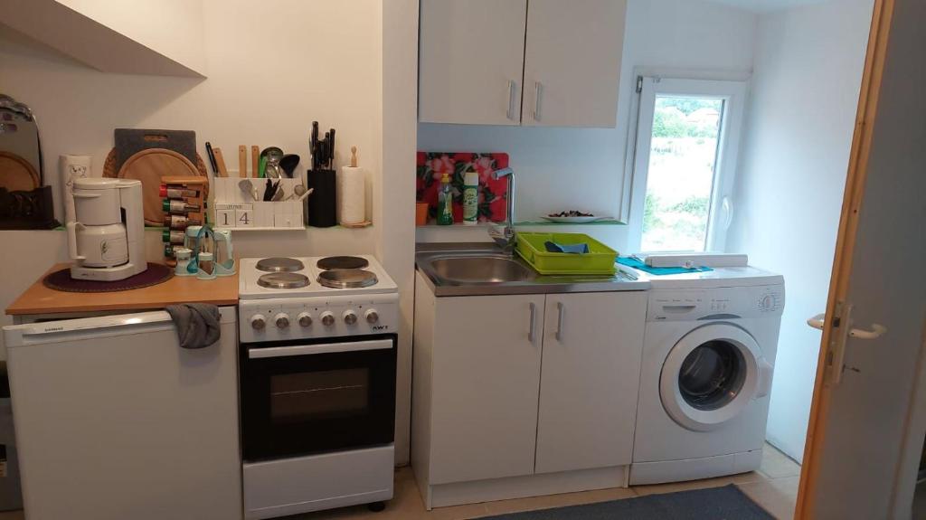 4 Room - 2 story Apartment Kuckovic - 4