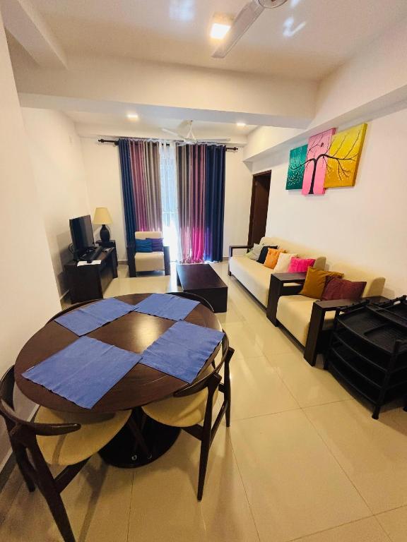 Oval View Residencies, Kolombo