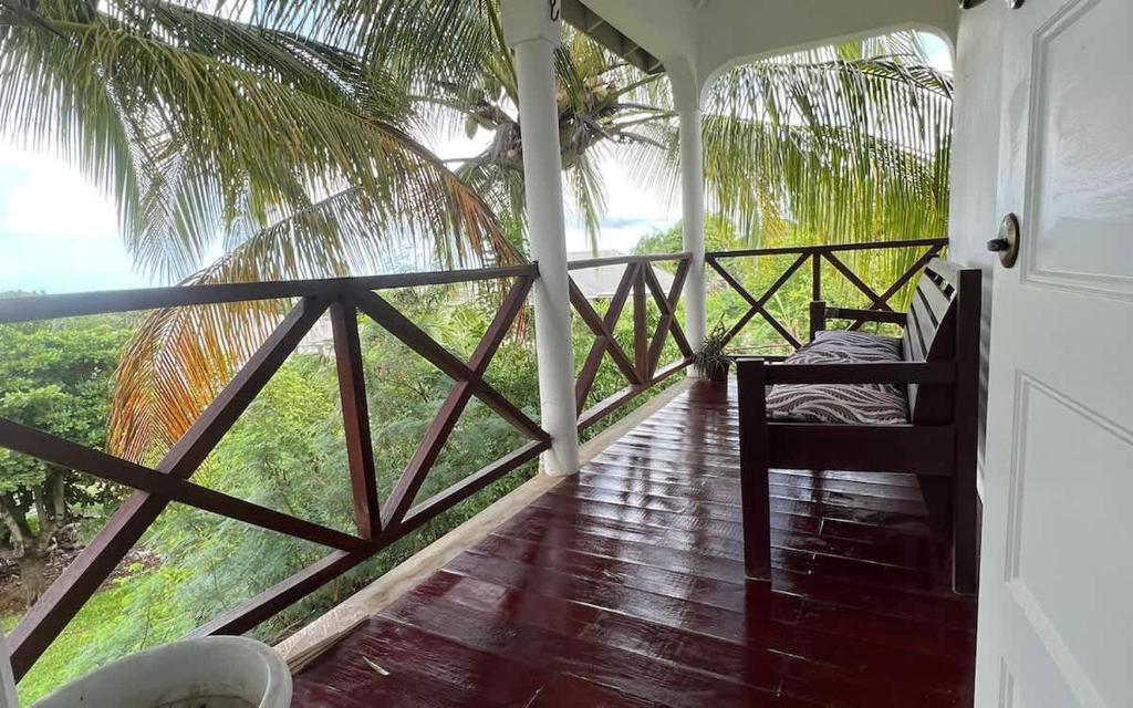 ZenBreak The Tree House Apartment, Saint George