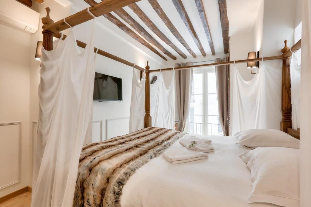 Luxurious 3BD with 3BR and AC - 4