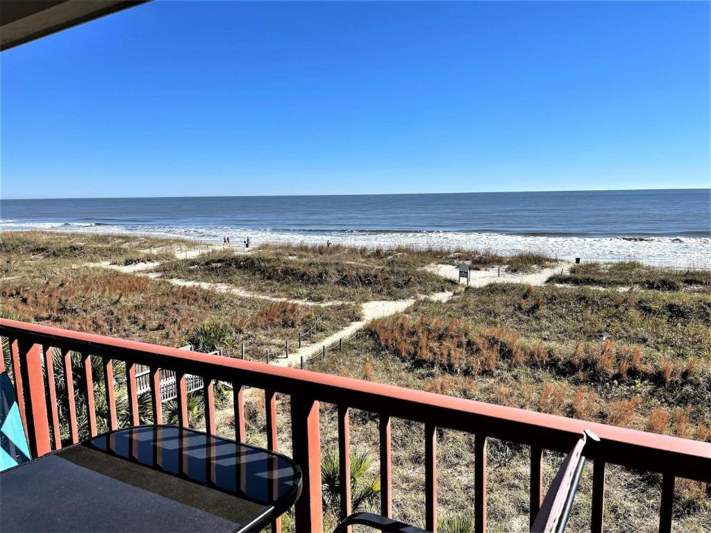 Admiral's Row 308 - Ocean Front Beauty, Hilton Head Island