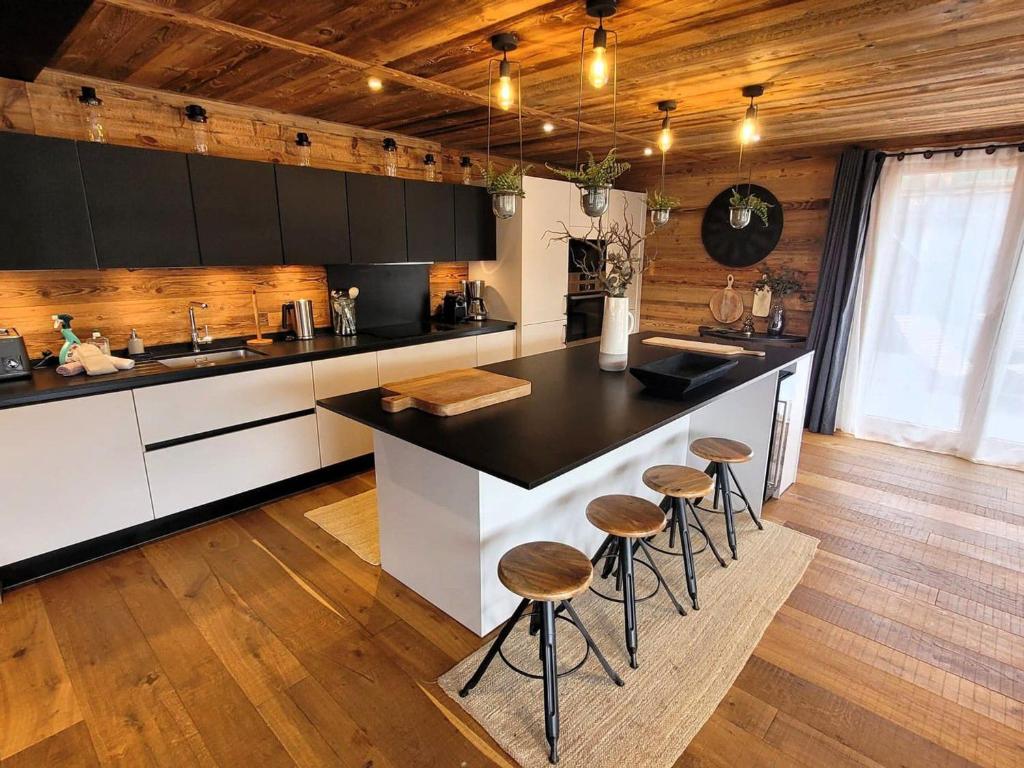 Chalet spacieux 5* avec jacuzzi et sauna, animaux acceptés - FR-1-598-41 - 2
