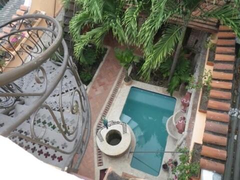 Luxury Colonial Villa Old City Cartagena Rooftop Views Private Pool - 3