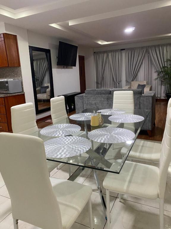 Amazing apartment, great location NEW - 5