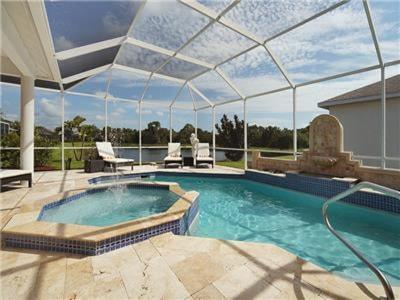 Lakefront, Sun all day! - Villa Youppie - Sarasota- Roelens Vacations, Sarasota