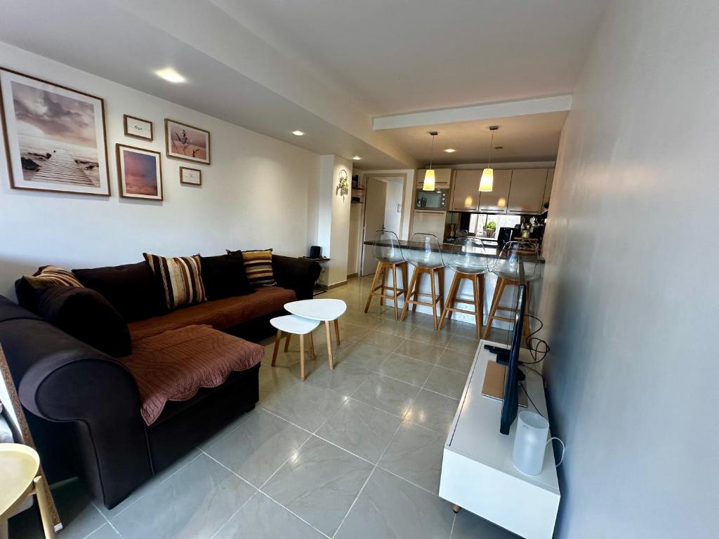 Grand Studio avec terrasse, piscine et parking privé - 5