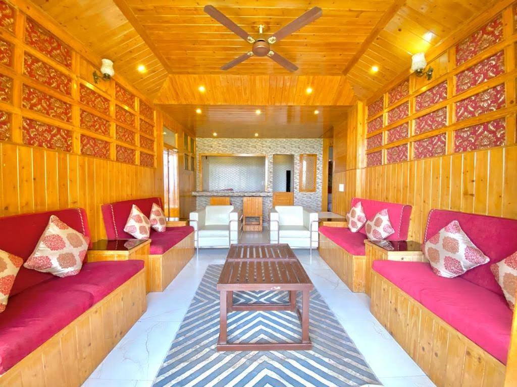 Rustic Villa, Kasauli