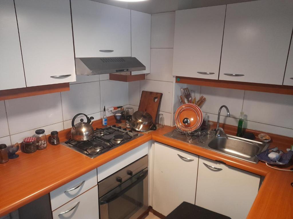 Habitación plaza y media cerca de metros - 4