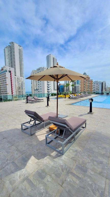 Cómodo moderno apto en Bocagrande a 2' de la playa - 2