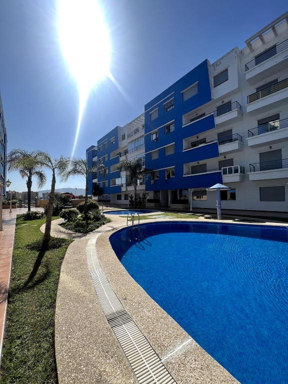 Spacious pool view apartment, Martil