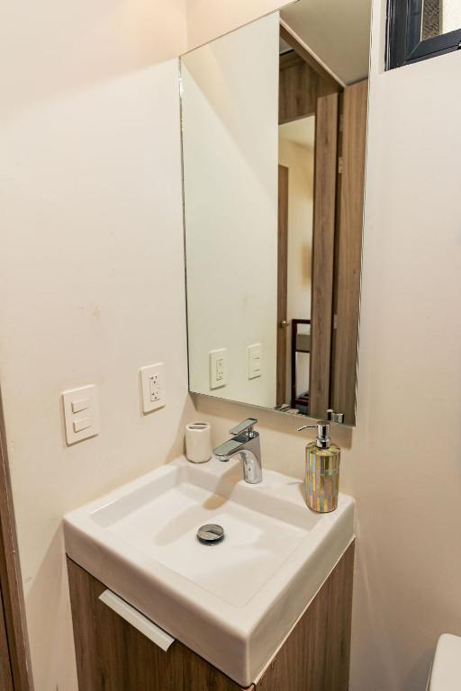 Apartment A/C, GYM, Cafeteria | Telmex Auditorium - 3