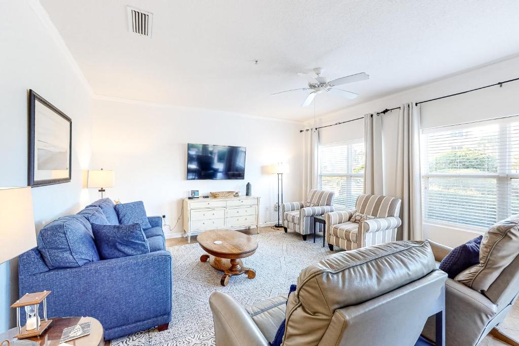 Emerald Waters 109, Destin