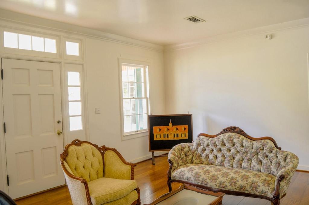 Residence at Creekside Estate, Bay City