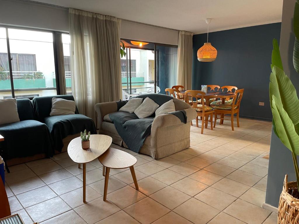 Amplio y cerca de la playa - 2