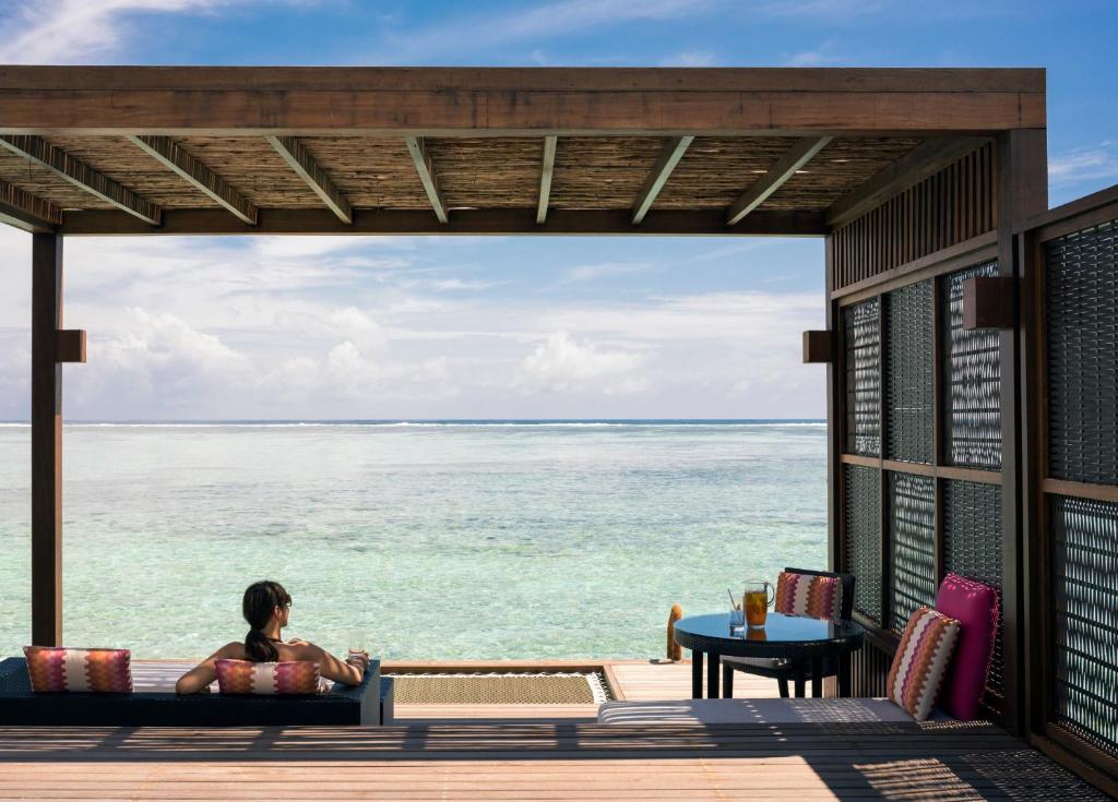 Four Seasons Resort Maldives at Kuda Huraa — Hotel rooms in Kaafu Atoll, Kaafu