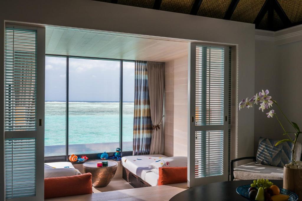 Four Seasons Resort Maldives at Kuda Huraa — Hotel rooms in Kaafu Atoll, Kaafu