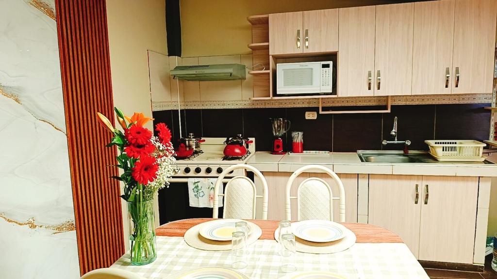 Anita's house 5 - 3