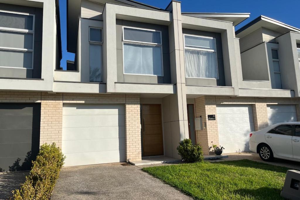 Timeless Tranmere Escape By Host Solutions, Kensington and Norwood