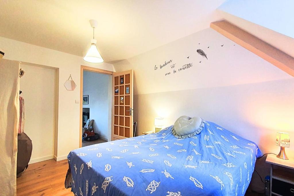 Spacious cocoon near the sea - 4