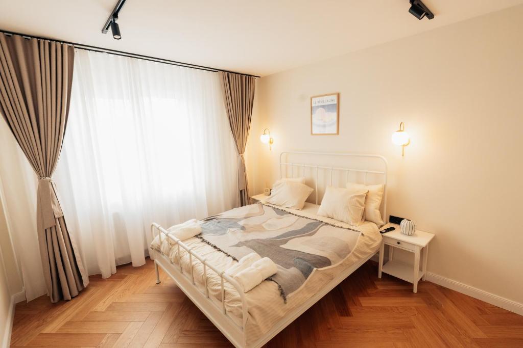 FLH - My Place, Kluž