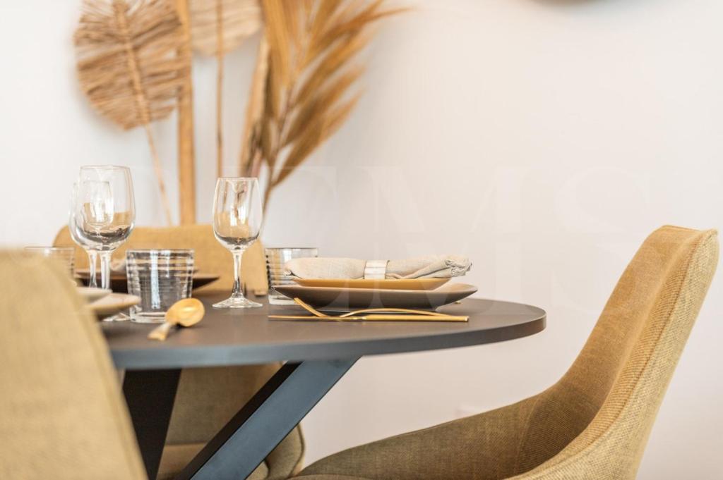 Stylish stay with terrace, pool and parking REMS - 5