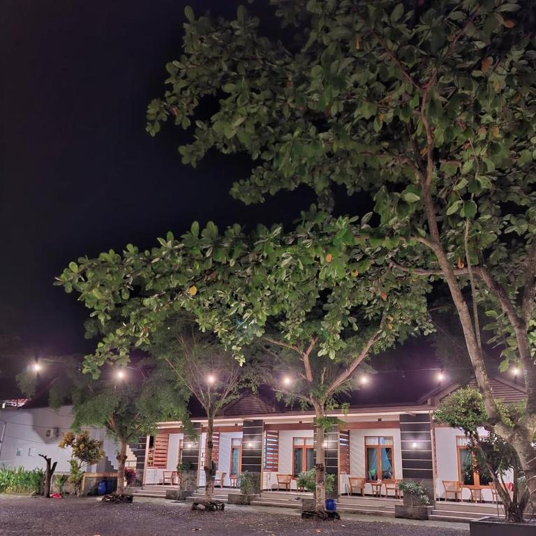 Guest House by Iwan, Minangkabau International Airport