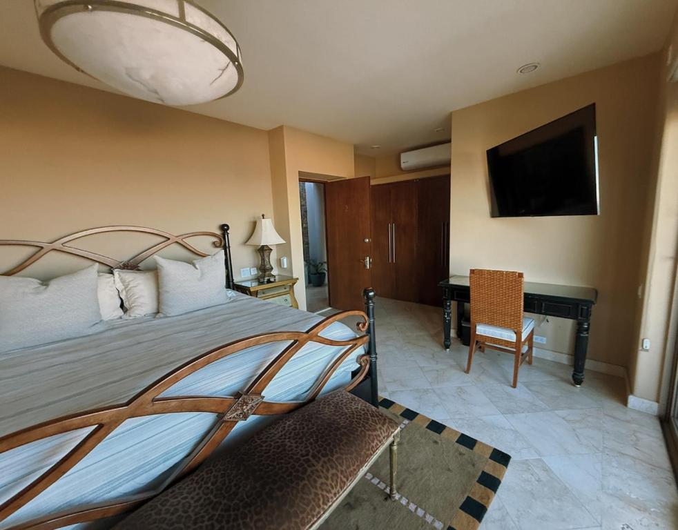 Luxury Cabo Villa Stunning Ocean Views - 3