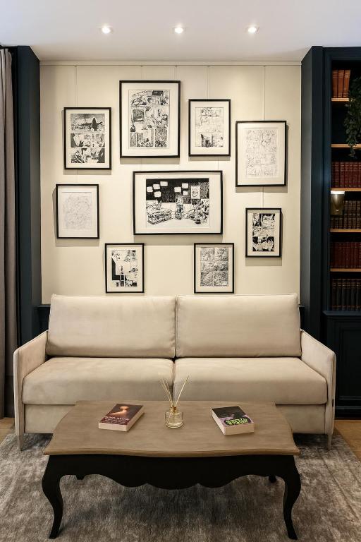 CIA Marais - Old Bookshop Style - 4