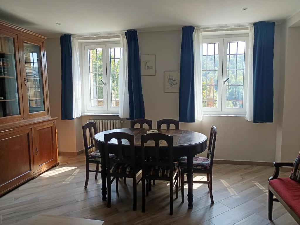 Villa Campana free private parking - 5