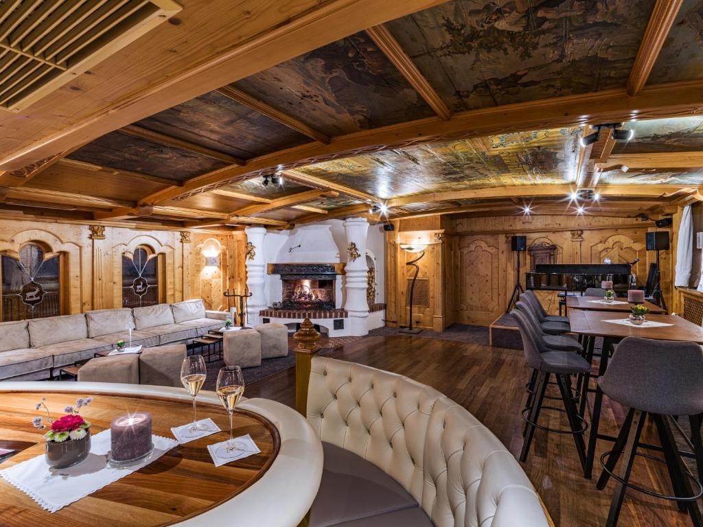 Bar/lounge