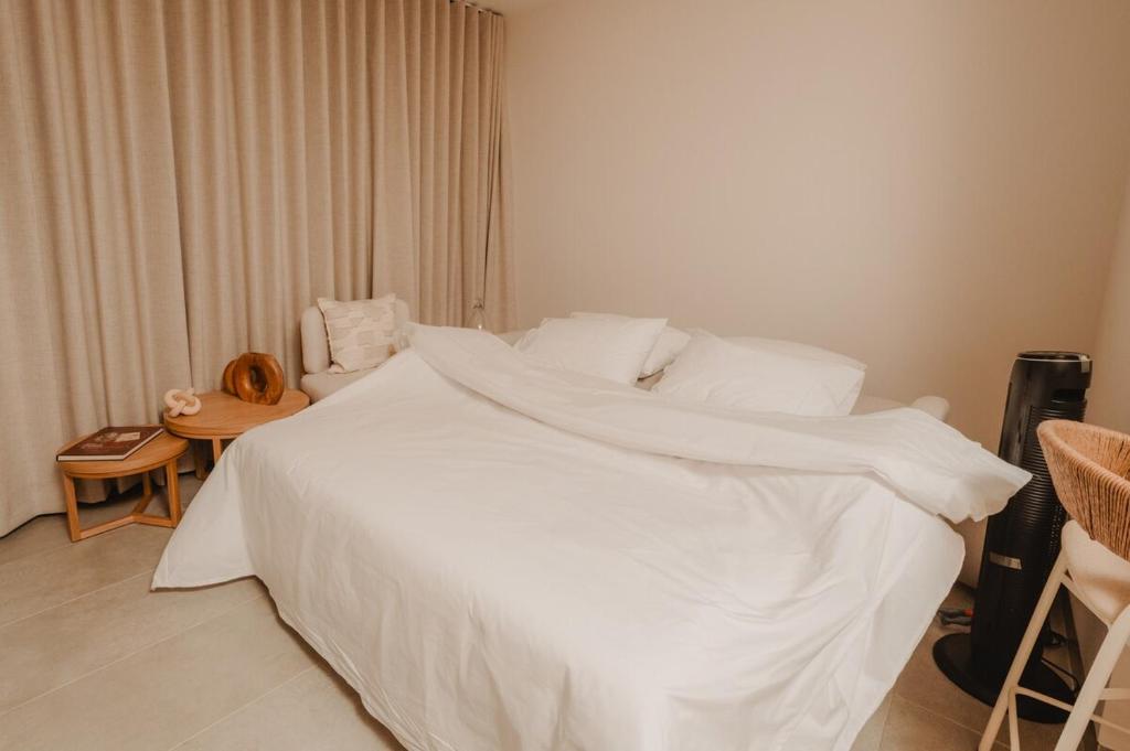 Coastal Comfort Retreat Beach stay Near Airport - 2