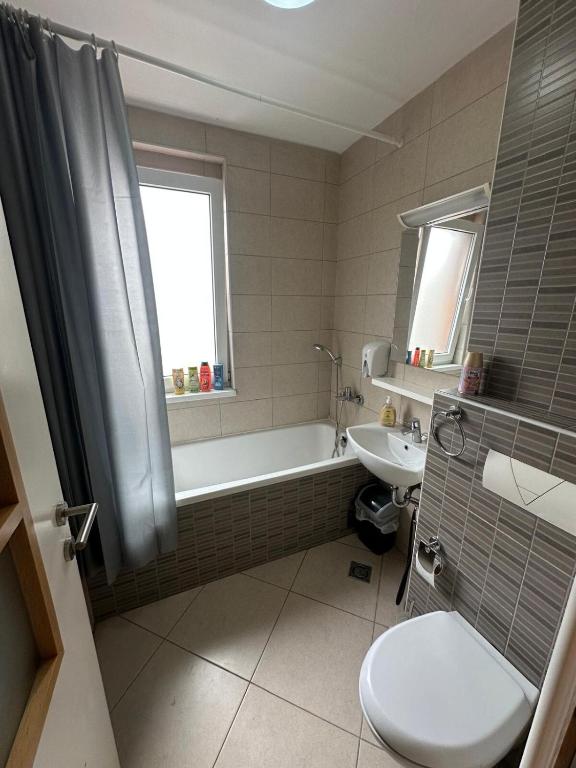 Modern apartment with Wi fi and balcony - 5