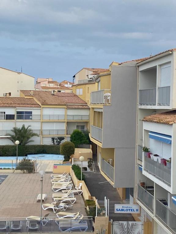 Apartment with pool included - 2