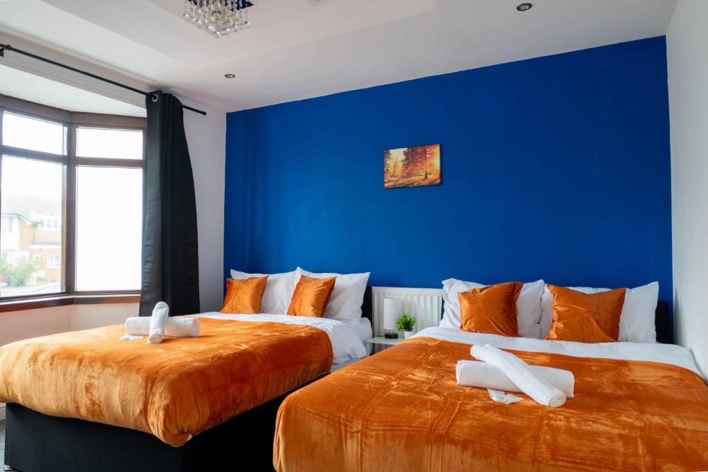 Sleeps 12 - Contractors - Groups - Families, Lower Penn