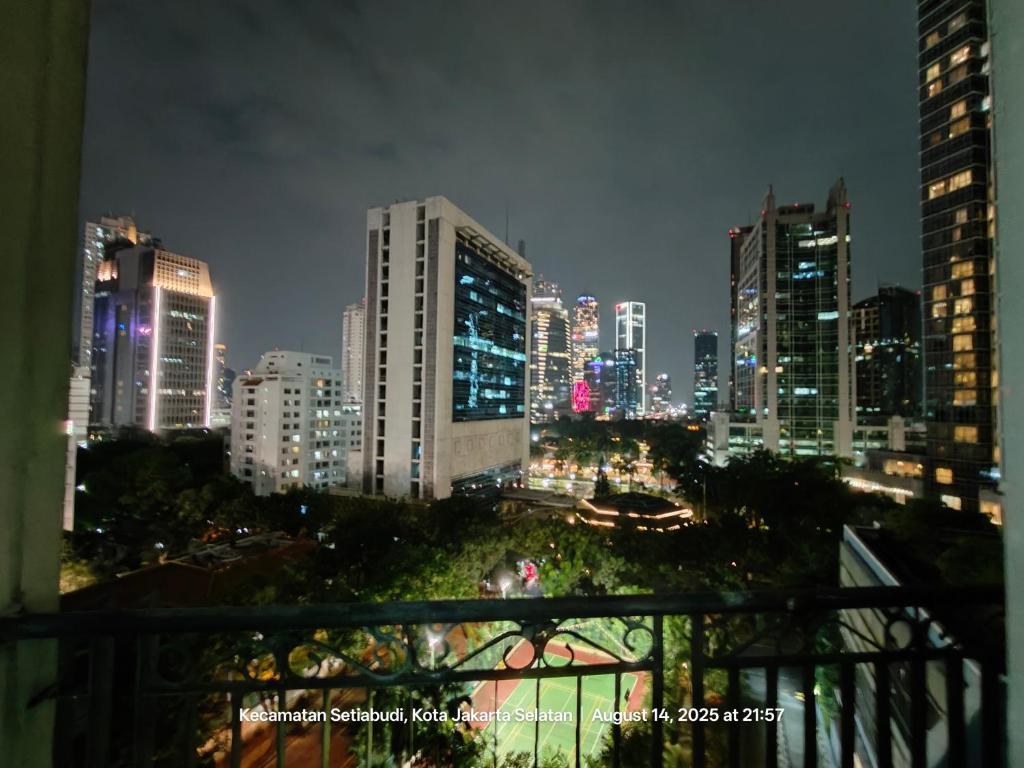 Cozy unit in Bellagio Residence, Jakarta