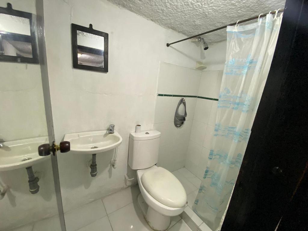 Habitación cerca de la universidad de Caldas - 5