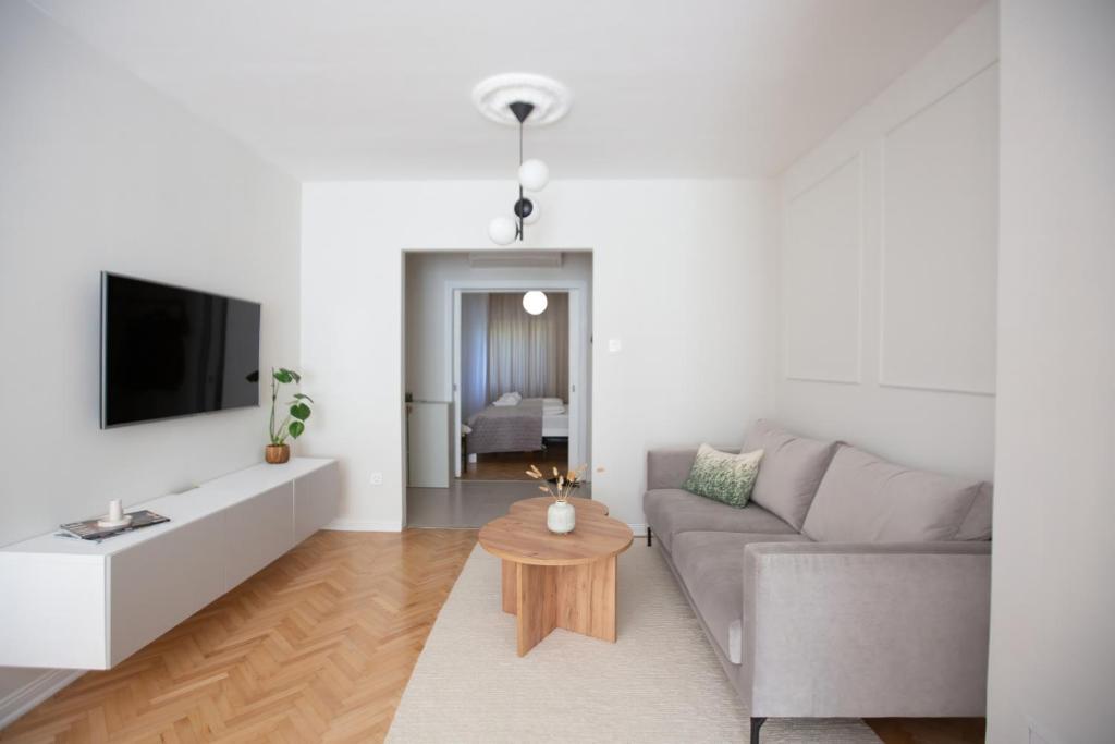 Lumiere Garden Apartment - 2