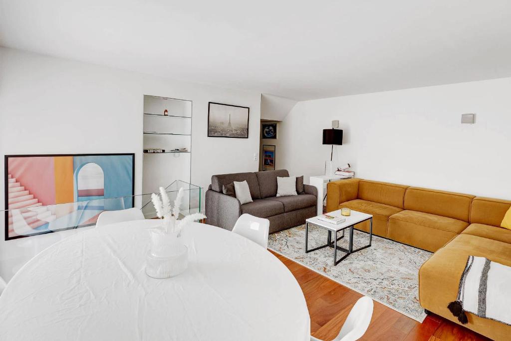 BM -Lumineux et Pratique Pied a Terre Quartier Sebastopol - 2
