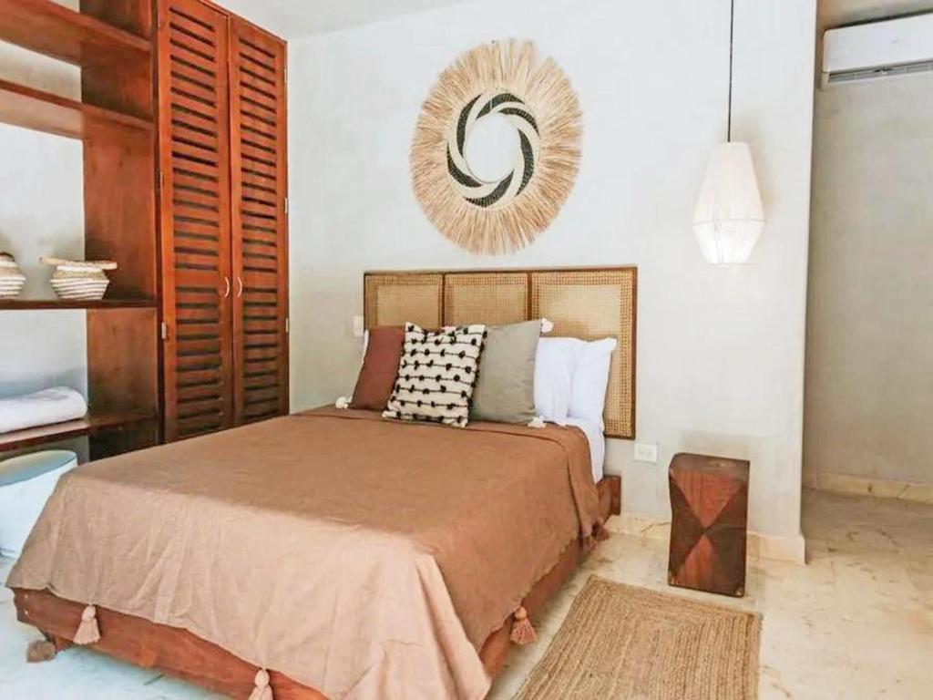 Boho-Chic Villa with 4 Bedrooms & 5 Bathrooms in Exclusive Playacar Phase 2 - 3