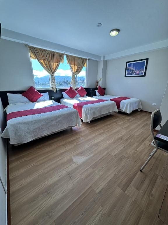 Hotel Versailles - 5