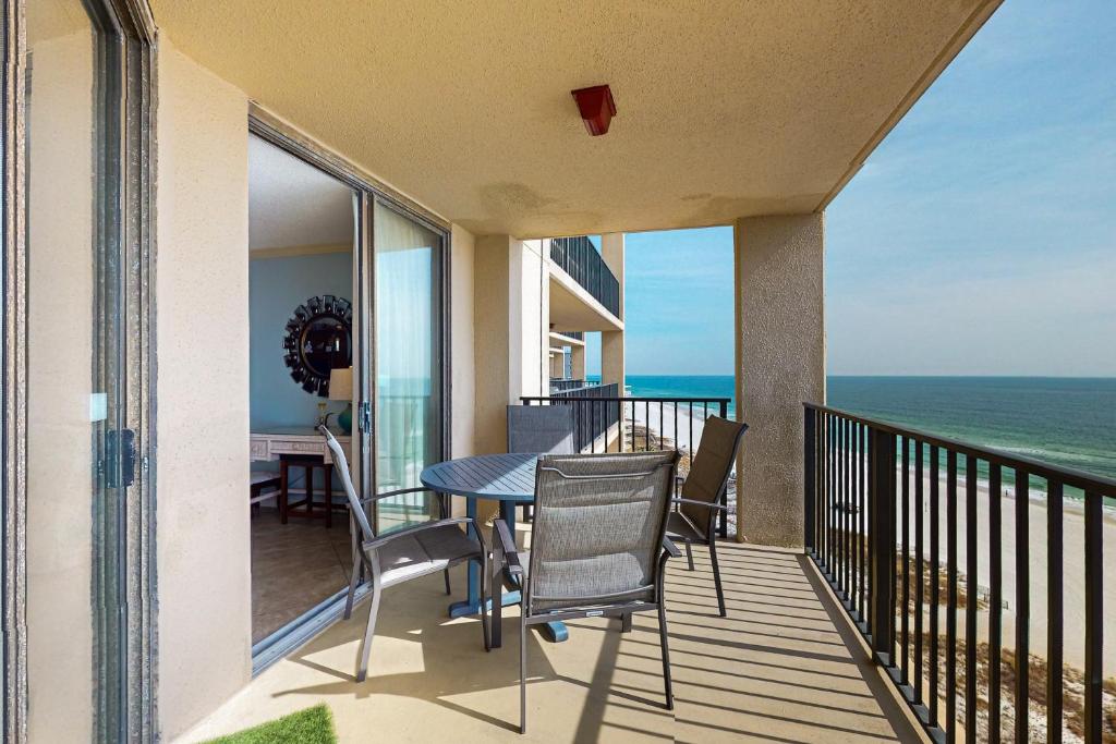 Phoenix V 1011, Orange Beach